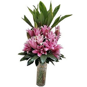 百合花束 lily-in-vase-602